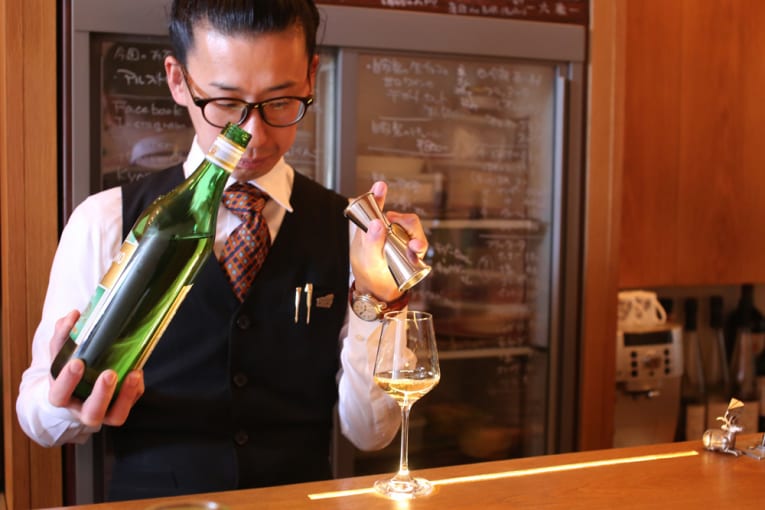 Rokka 神宮丸太町 カフェ バー Herenow Kyoto